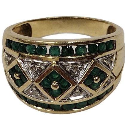 DIAMOND EMERALD RING